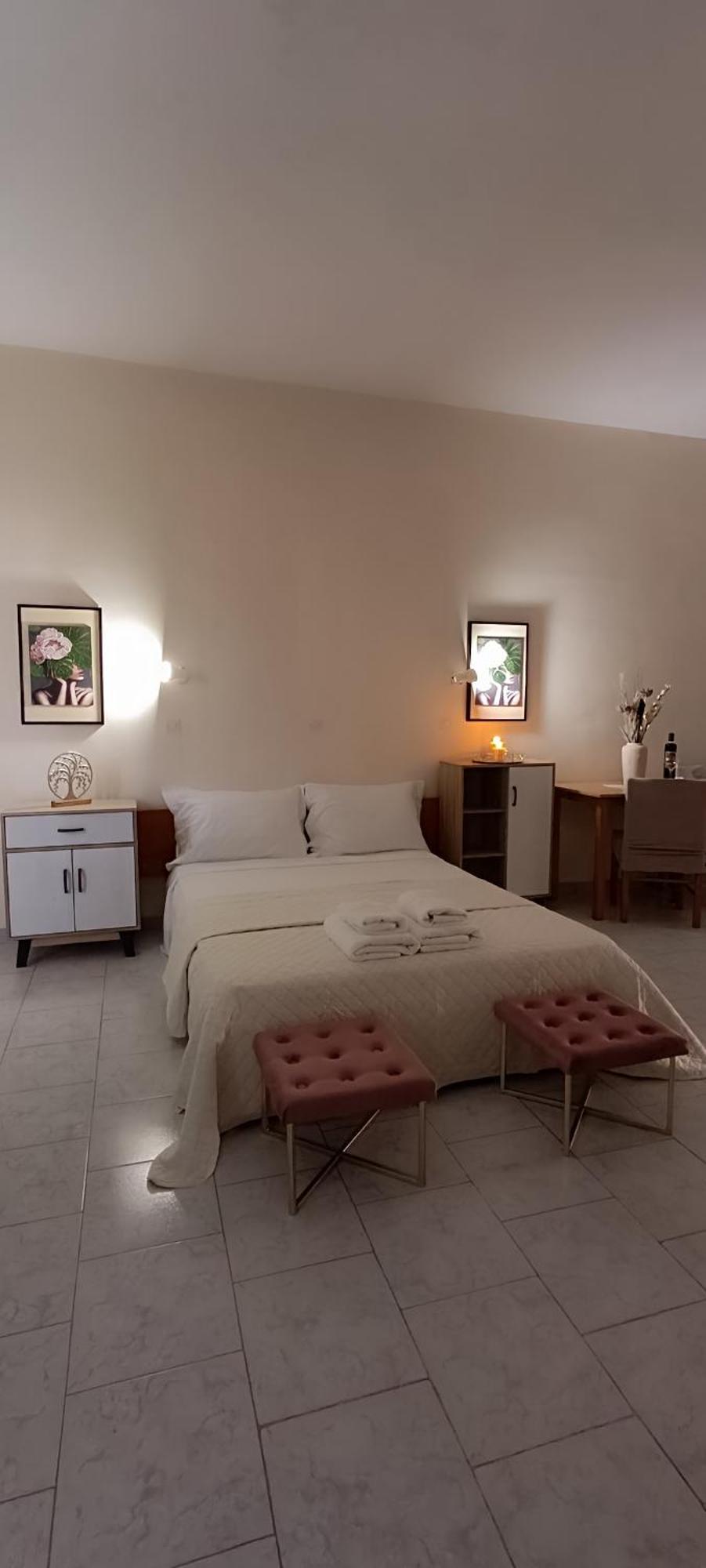 Aparthotel Pyrgos Hotel Apartments