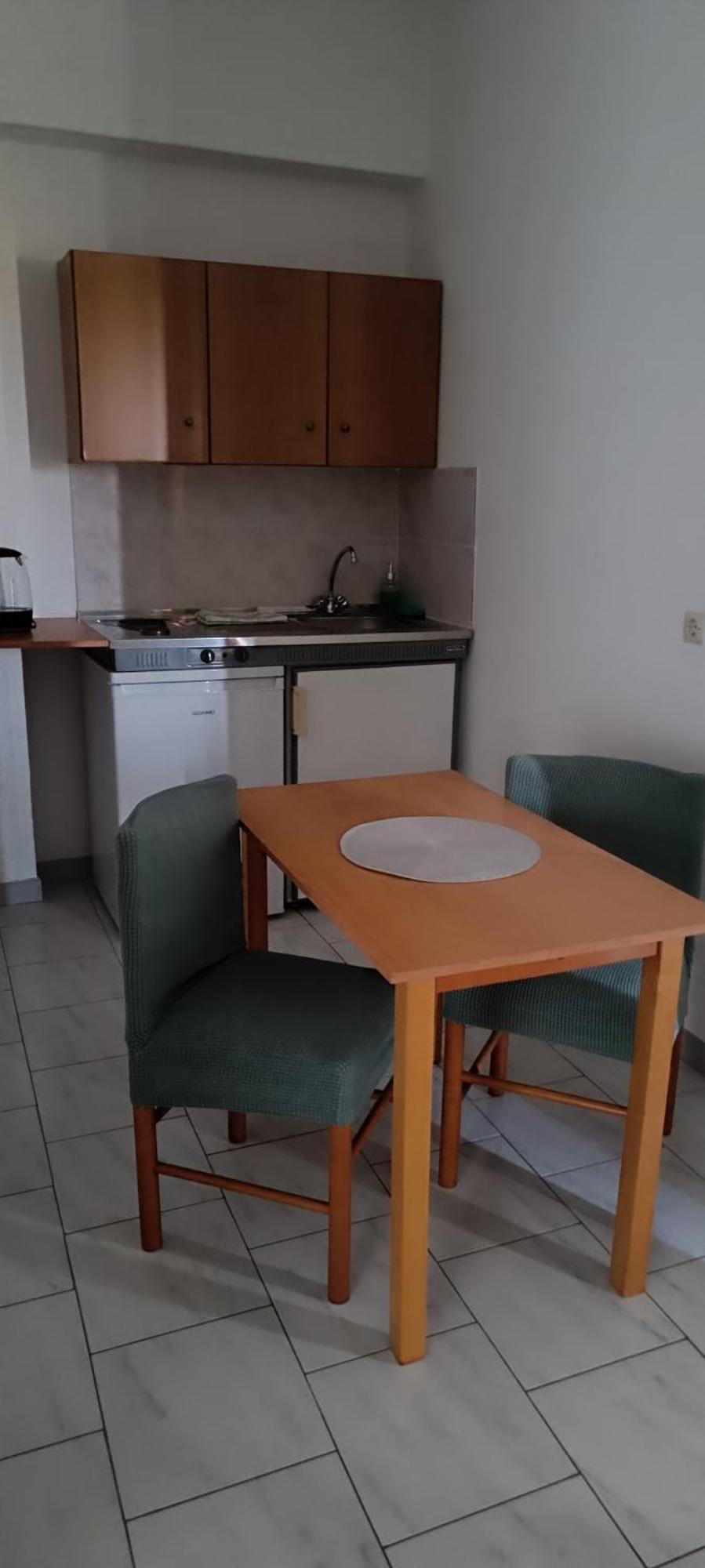 Pyrgos Hotel Apartments 2*