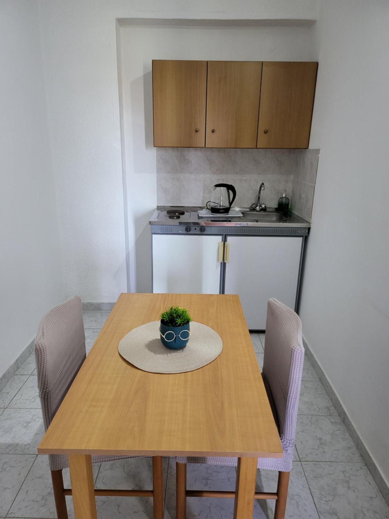 Pyrgos Lejlighedshotel Kremastí