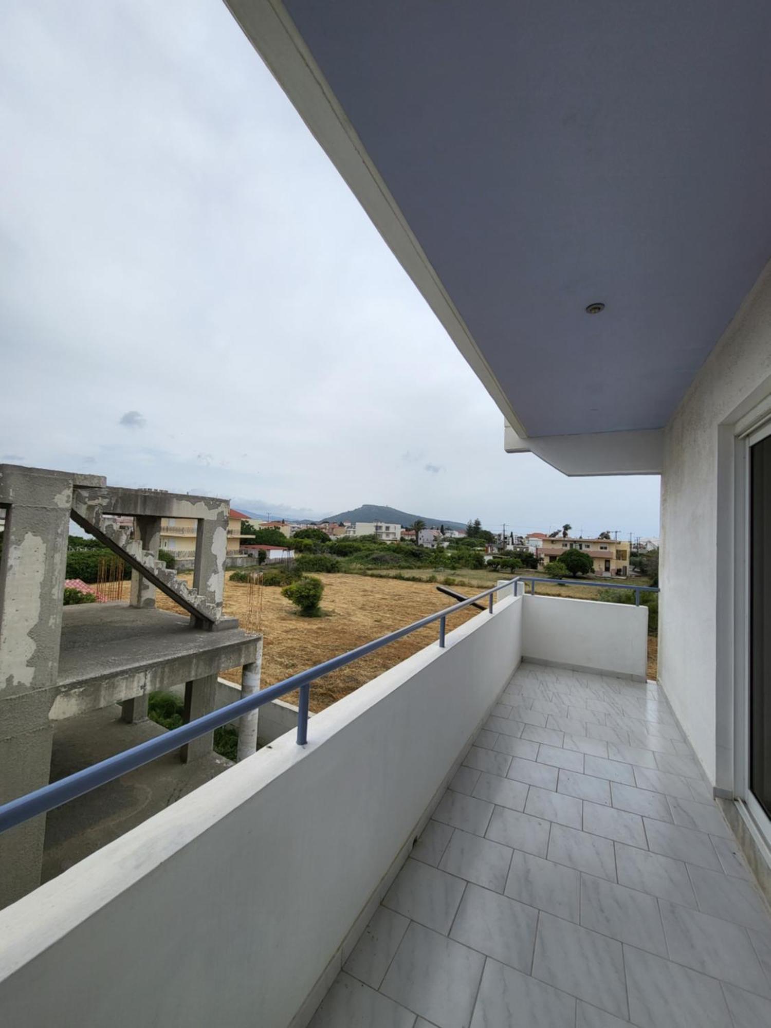 Pyrgos 2* Kremastí