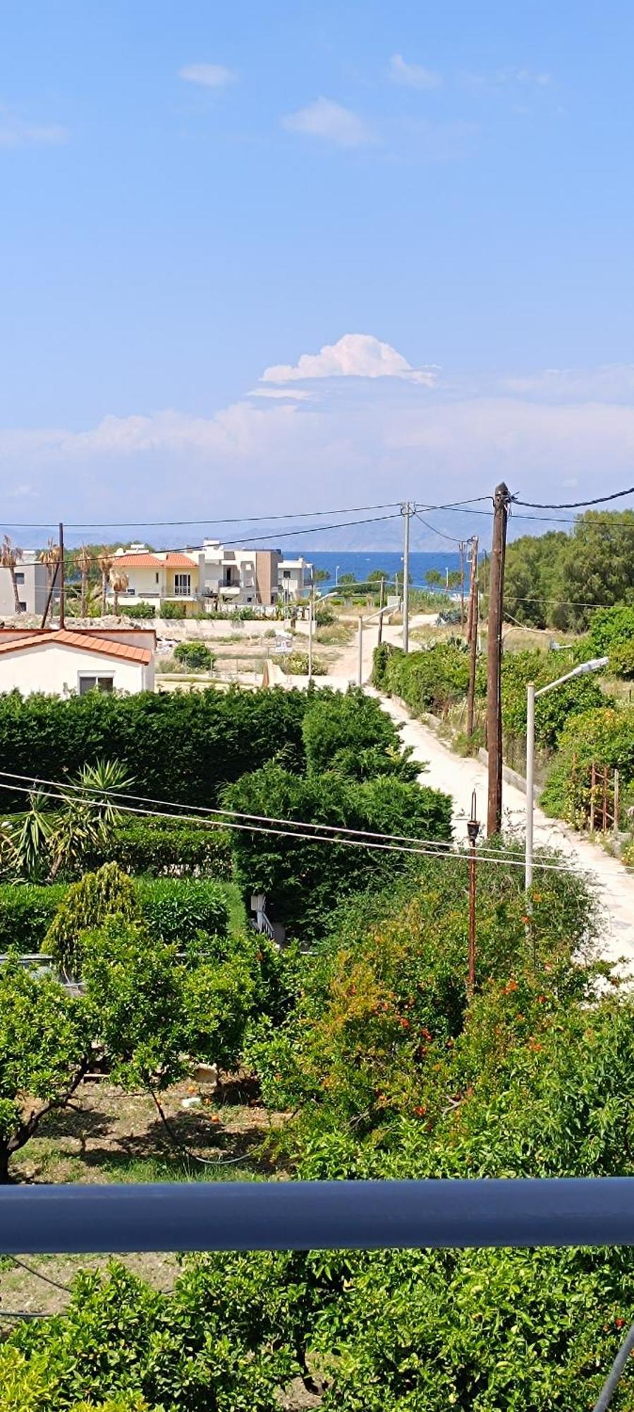 Pyrgos 2* Kremastí